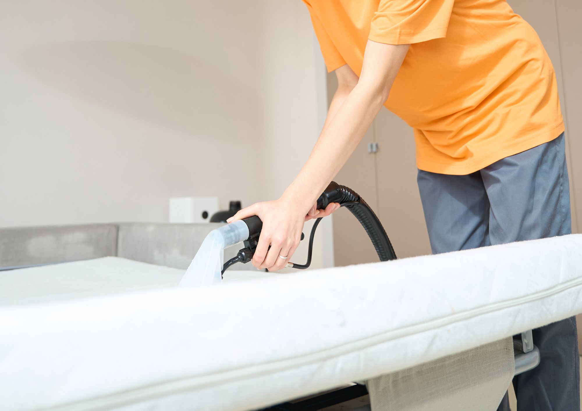 איך לנקות מזרון