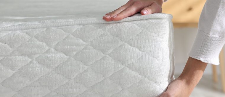 איך לנקות מזרון: שיטות ניקוי והסרת כתמים